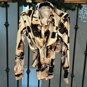 Satin white, black, and beige pant suit set!